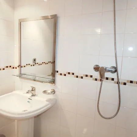 Apartment Torre Maestral-3 By Interhome *